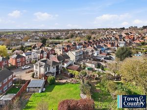 LADYSMITH AVENUE- click for photo gallery